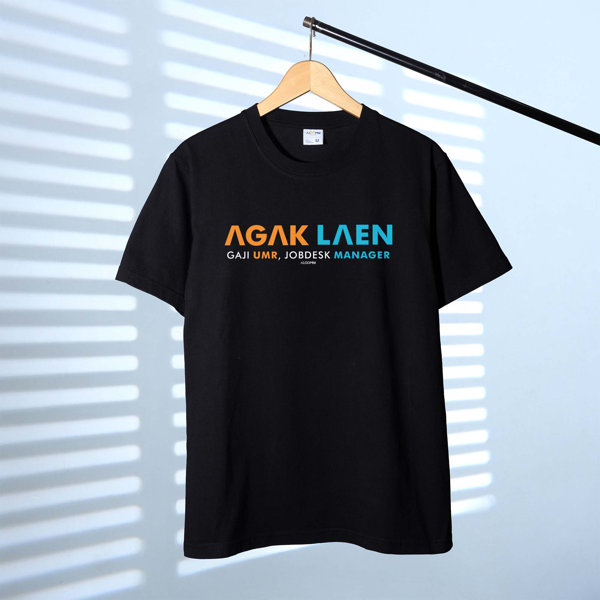 Gaji Agak Laen